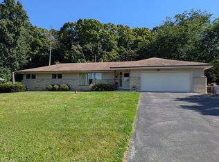 4612 S Shore Ave, Slinger, WI 53086