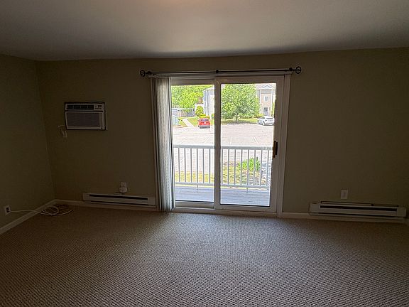 4th image of 451 School St #12