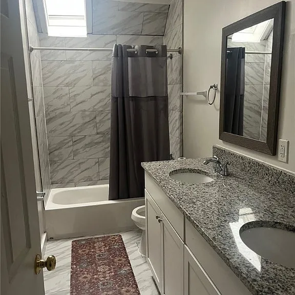1108 Madison St #2 — Photo 9