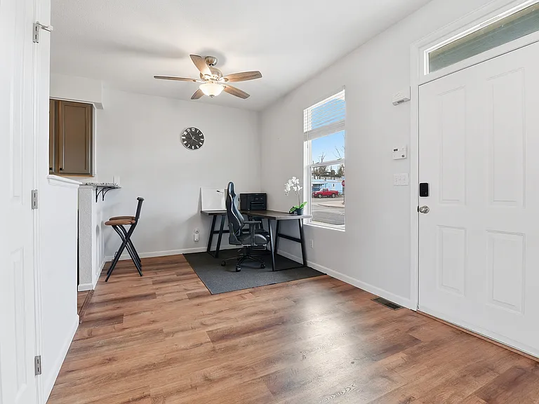 1706 Lake Shore Pl — Photo 8