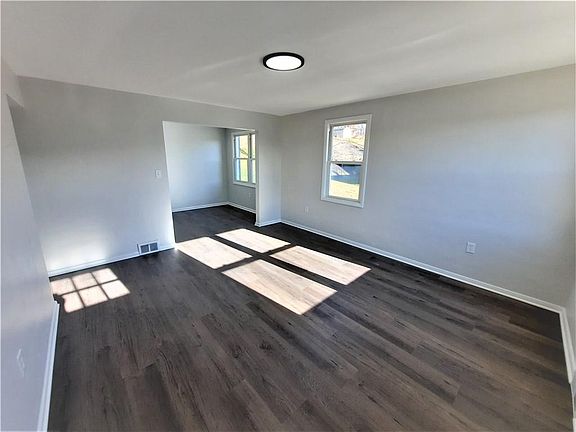 2nd image of 636 Morningstar Dr
