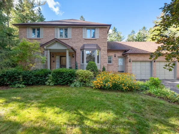 4 Ruth Ct, Whitchurch Stouffville, ON L4A 2E3