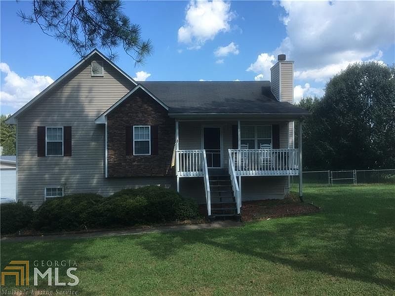 2nd image of 21 Law Rd