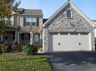 121 Waypoint Dr, Lancaster, PA 17603