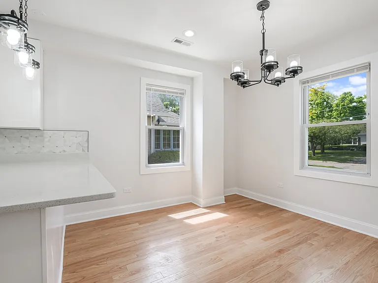 1309 Ridgewood Dr — Photo 8