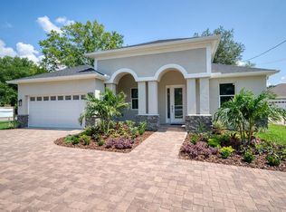 20007 Leonard Rd, Lutz, FL 33558