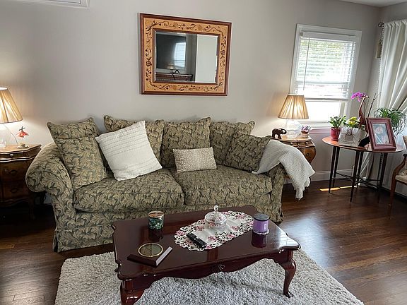 5th image of 64 Mildred Ave Floor 1