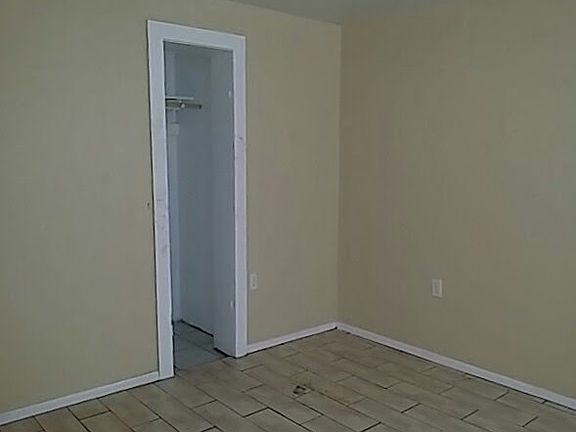 3rd image of 13028 Dania St