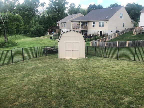4th image of 1101 Meadowsweet Dr