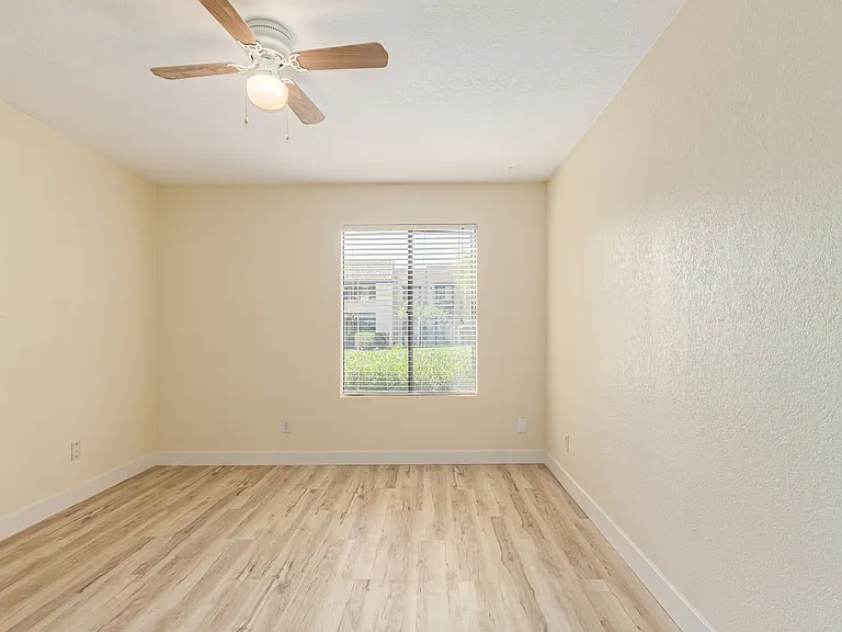 5995 N 78th St #1037 — Photo 28