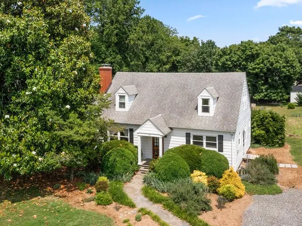 104 Pier Pl, Kinsale, VA 22488