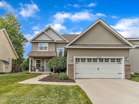 3rd image of 16442 E Picardie Way