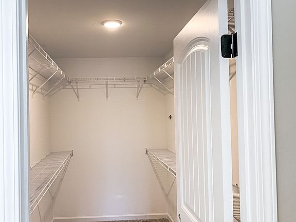 Master Walk In Closet