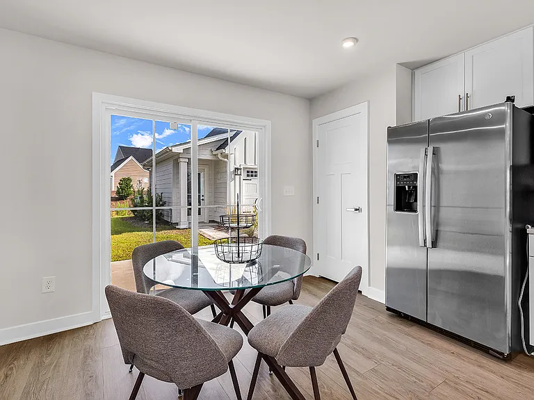 2504 Rowyn St — Photo 16