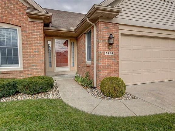 2nd image of 1404 Bradford Ct