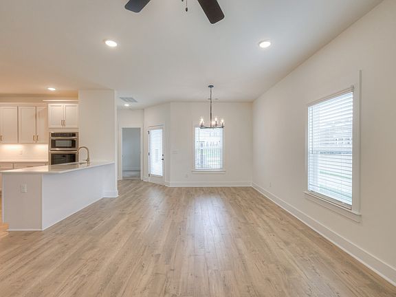5th image of 659 Swanston Ln Lot 129