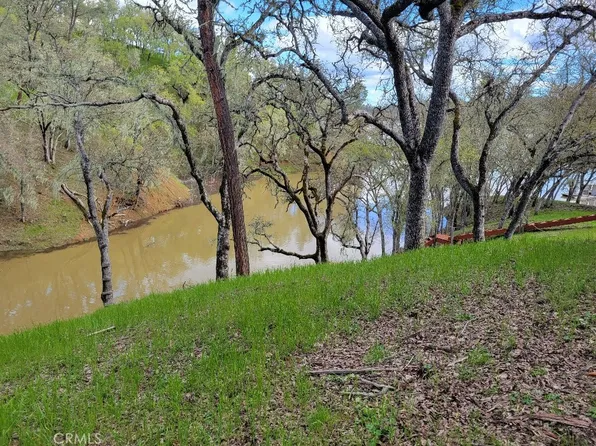 3120 E East St, Bradley, CA 93426