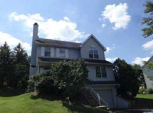 29 Blackberry Dr, Pottstown, PA 19464