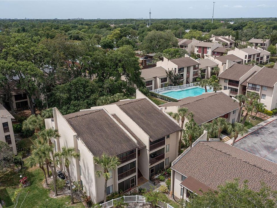 1st image of 8605 Huron Ct Unit 32
