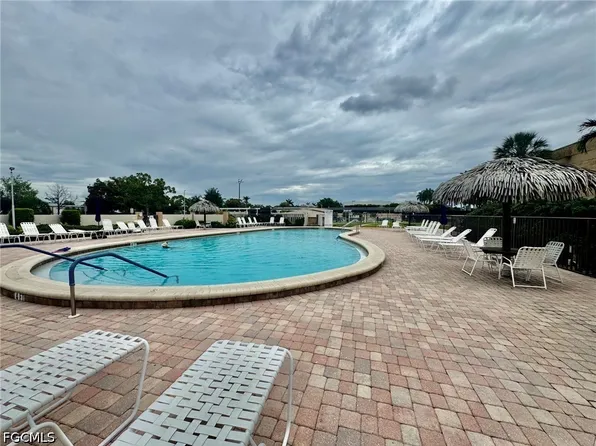 1724 Pine Valley Dr APT 308, Fort Myers, FL 33907
