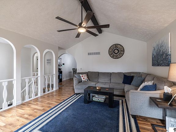 4th image of 3106 Lynnwood Dr
