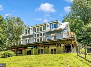 8089 Fingerboard Rd, Frederick, MD 21704