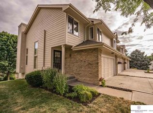 5575 Walnut St, Omaha, NE 68106