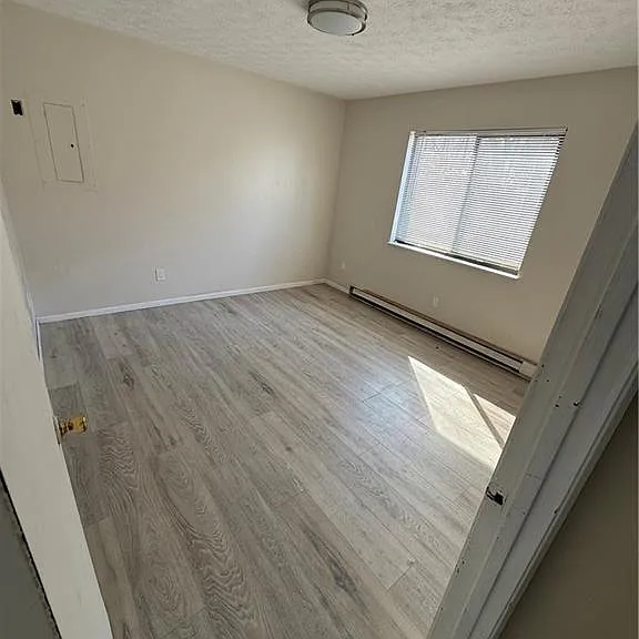 658 Sumner St #662 — Photo 3