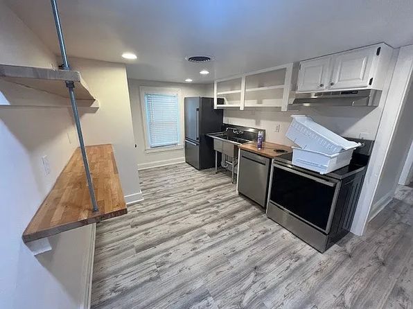 113A E Camden Wyoming Ave #B