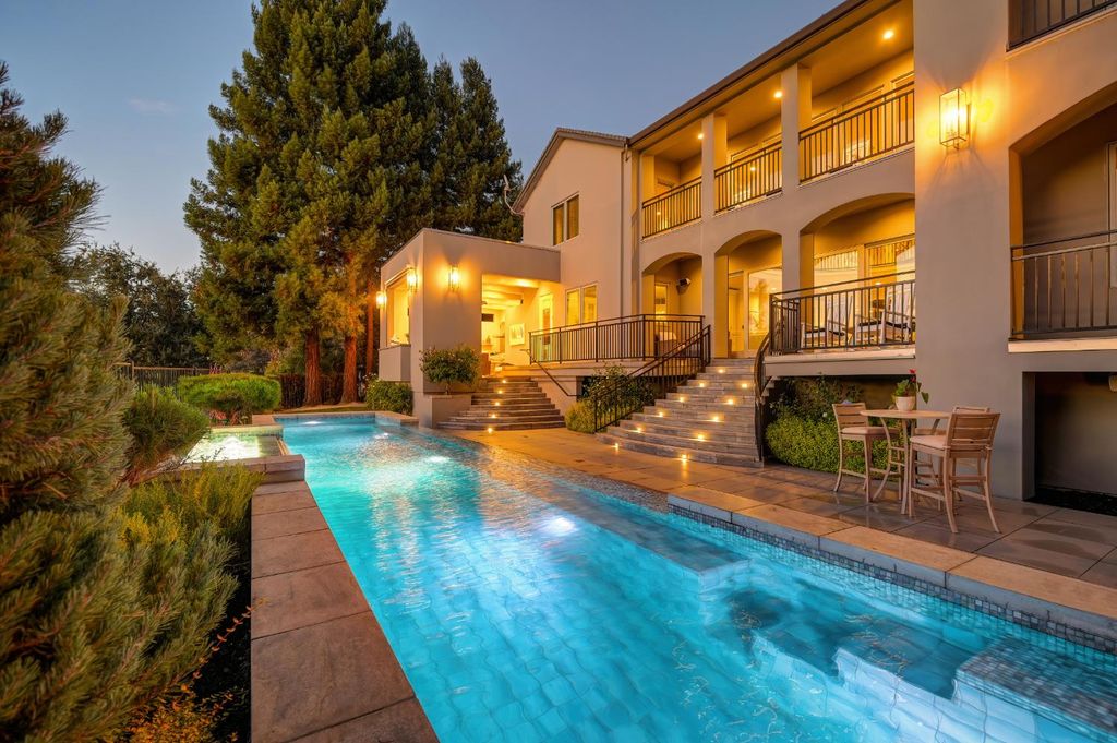 Home at Whitney Oaks Golf Club