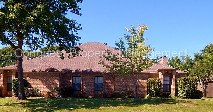 1st image of 6018 Plantation Dr