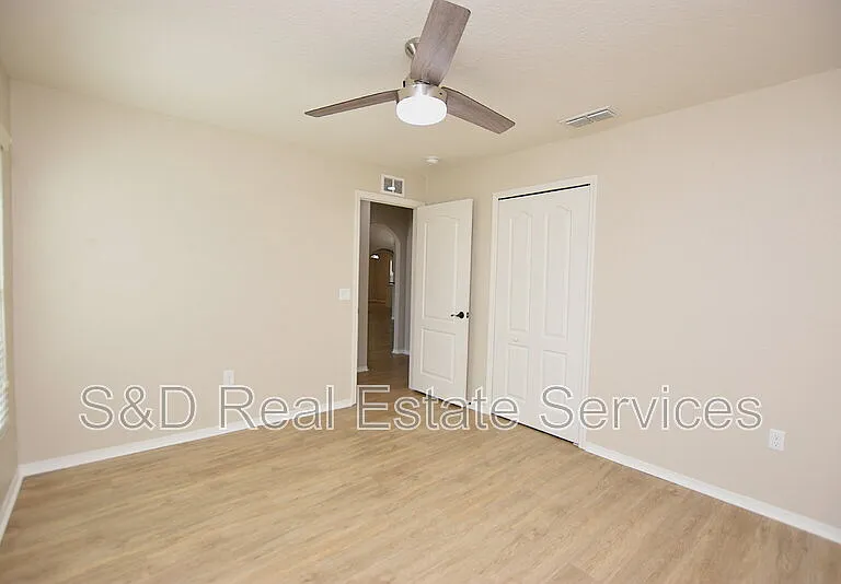 1606 Taylor Landing Dr — Photo 17