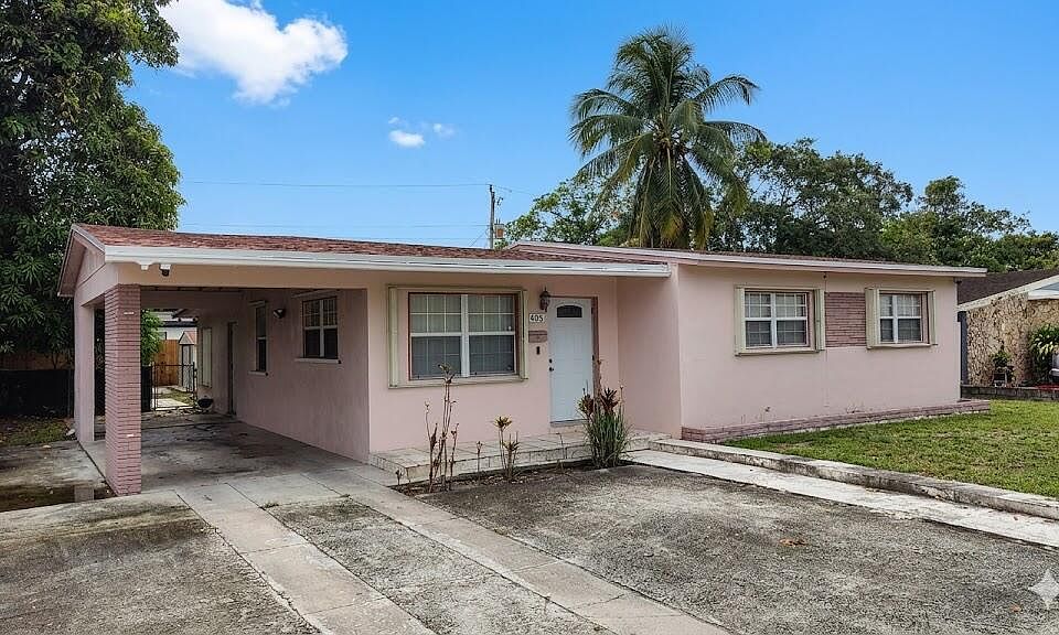 1st image of 408 SW 24th Avenue