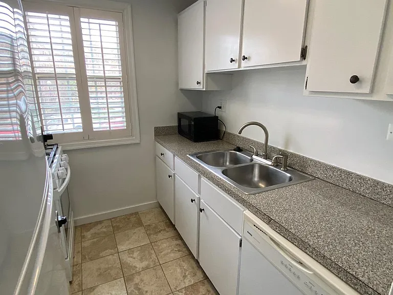 4378 N Pershing Dr #43784 — Photo 3