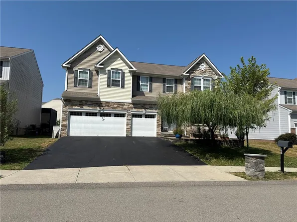 141 Centennial Dr, Carnegie, PA 15106