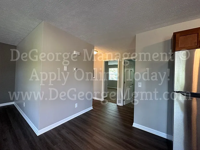 Burdick Estates Apartments — Photo 98