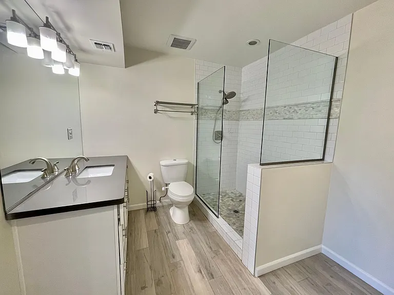 1320 E Bethany Home Rd #36 — Photo 4