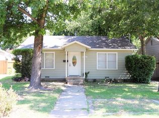 1712 Panhandle St, Denton, TX 76201
