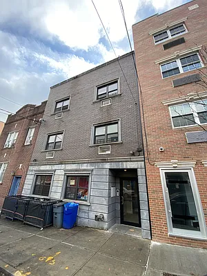 Rented by Voro NYC | media 6