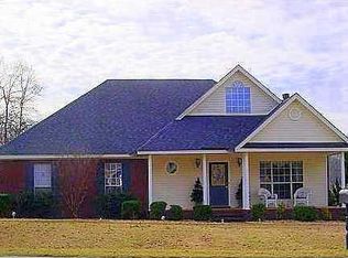 83 Mountain Ridge Rd, Millbrook, AL 36054