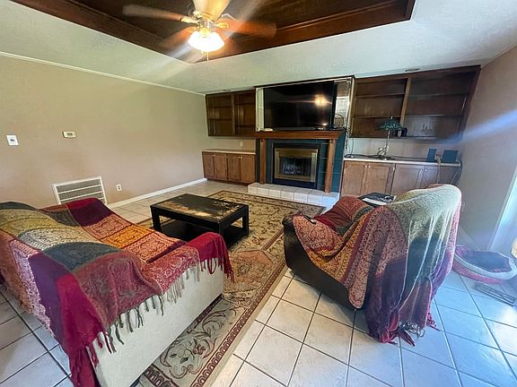5th image of 7621 Springmeadow Ln