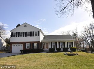 5212 Trailway Dr, Rockville, MD 20853
