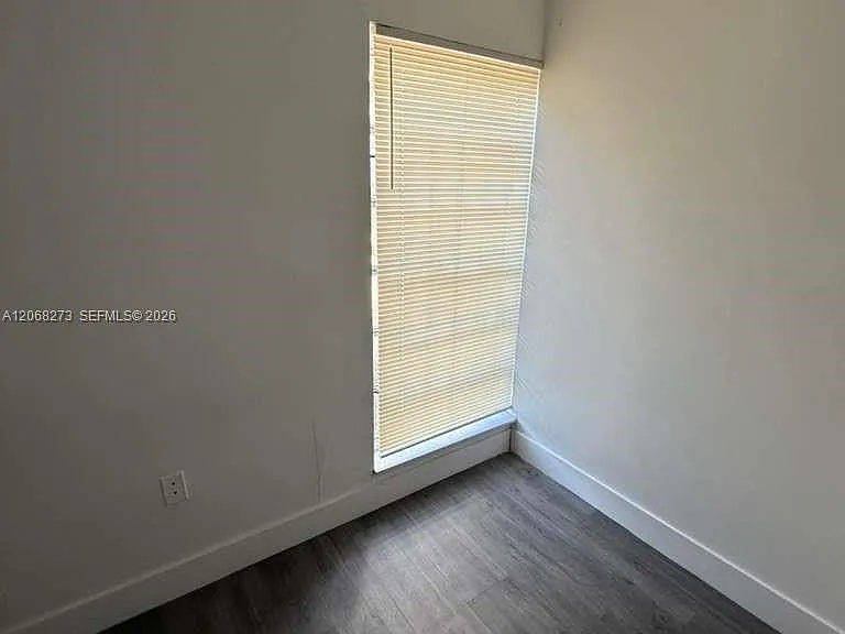 11905 NE 2nd Ave #C106 — Photo 11