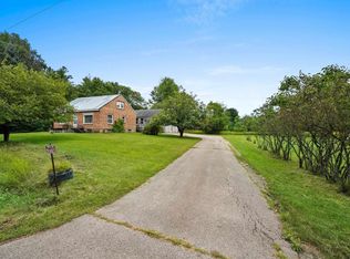 W6827 Lovgren Rd, Crivitz, WI 54114