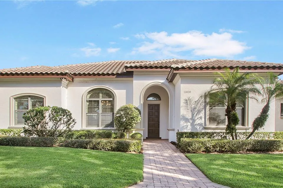 11820 Waterstone Loop Dr
