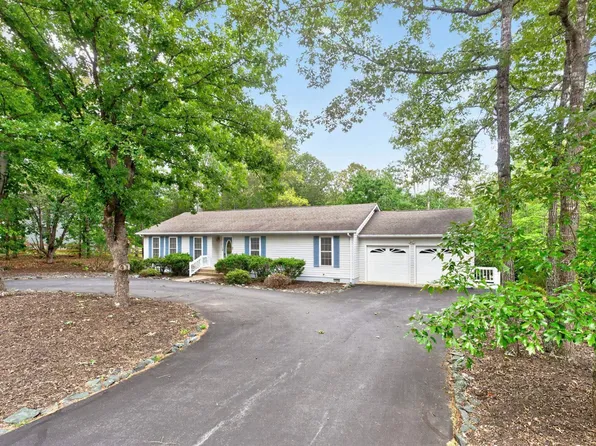 22 Begum Rd, Palmyra, VA 22963