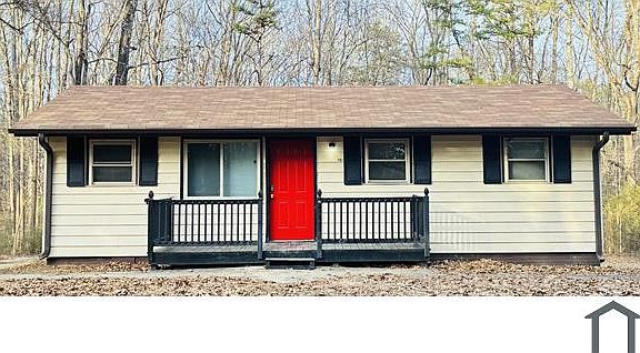 2nd image of 131 Lindsay St