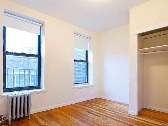 5th image of 120 Macdougal St APT 19