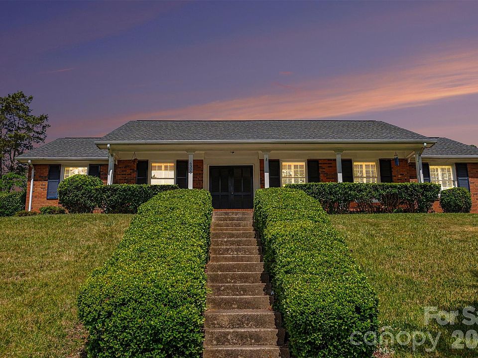 1st image of 6300 Idlebrook Dr