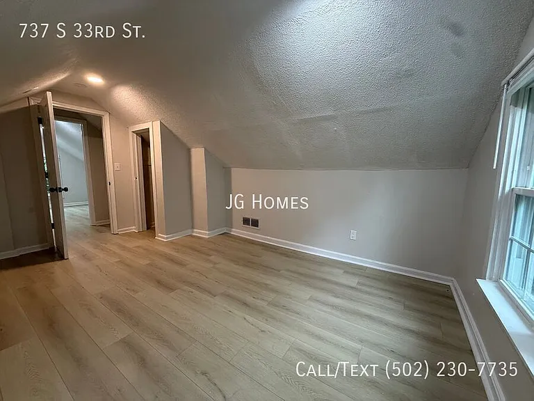 737 S 33rd St — Photo 21